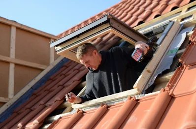 Pose de fenêtres de toit Velux à Mervans